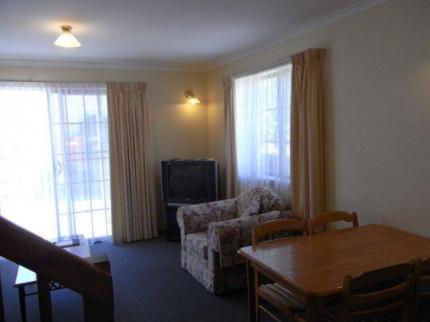 Kitty'S Cottages - Managed By Big4 Strahan Holiday Retreat Εξωτερικό φωτογραφία