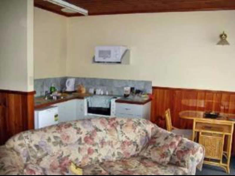 Kitty'S Cottages - Managed By Big4 Strahan Holiday Retreat Εξωτερικό φωτογραφία